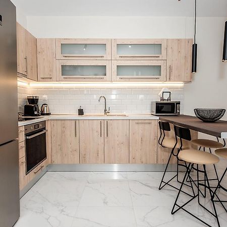 Central Luxury Apartment Thessaloniki Buitenkant foto